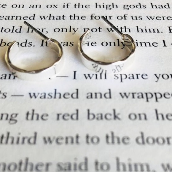 ALQUIMIA Jewelry - 3/35 WHITE GOLD EXTRA SMALL TINY HOOPS